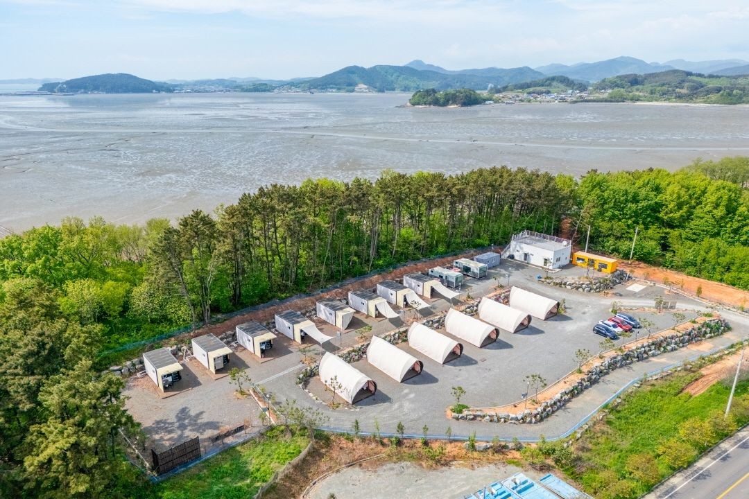 서천 오션플레이스글램핑카라반